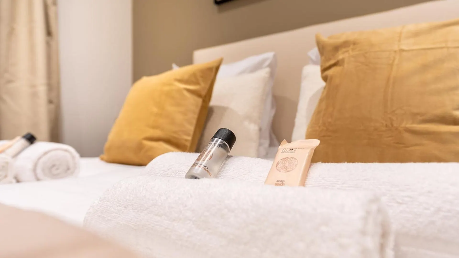 Mobility Lease - Luxembourg Gardens & Montparnasse Apartment Paris