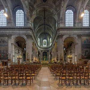 17m2 St Germain Des Pres Paris